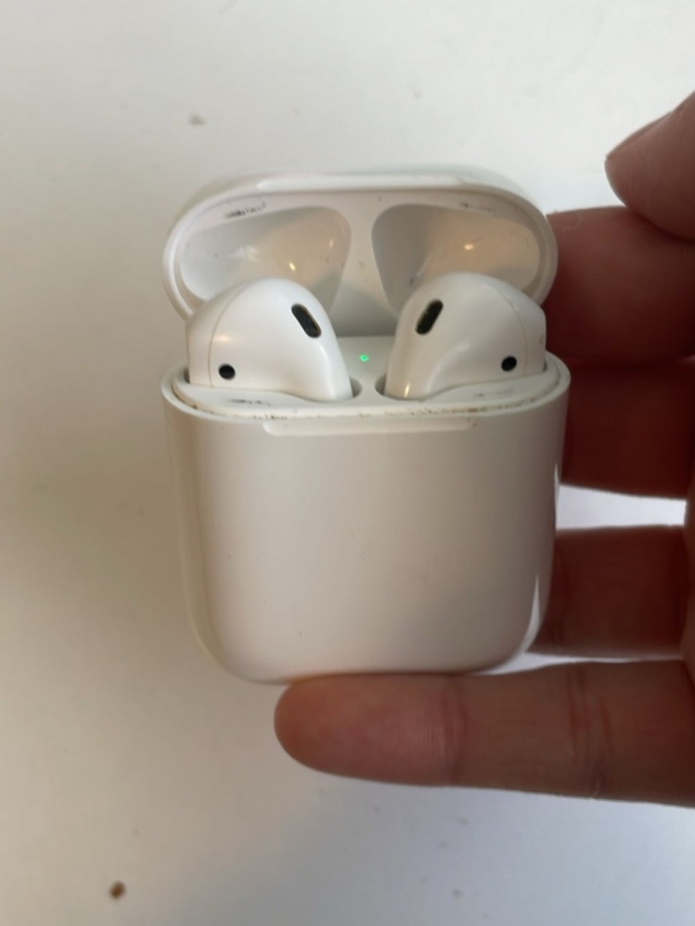 airpods 2nd gen (with optional cases)